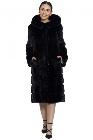Норковая шуба поперечка черного цвета с капюшоном Норковая шуба поперечка черного цвета с капюшоном
