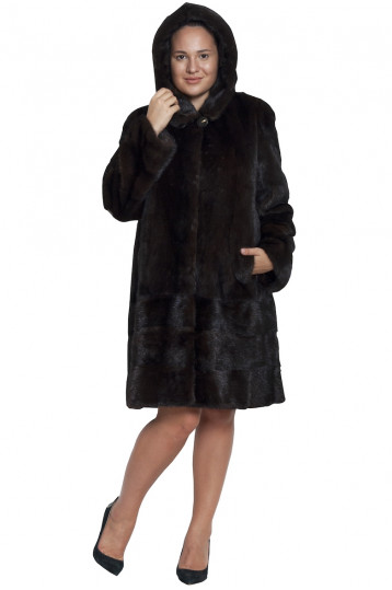 Норковая шуба трапеция с капюшоном черного цвета