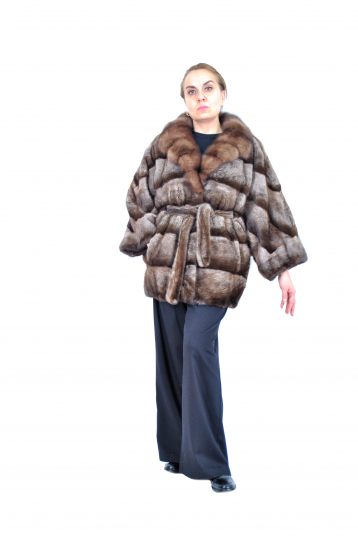 Норковая шуба, цвет бежевый, Кимоно с английским воротником и отделкой куница