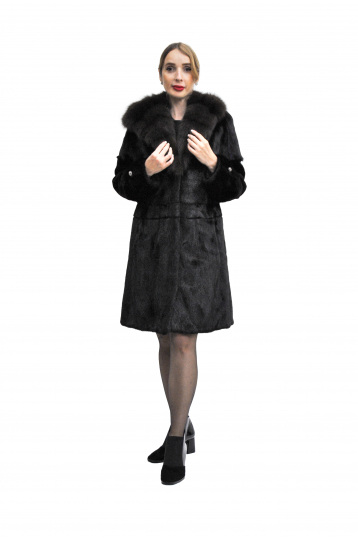 Норковая шуба, цвет черный, Пластины с капюшоном и отделкой куница