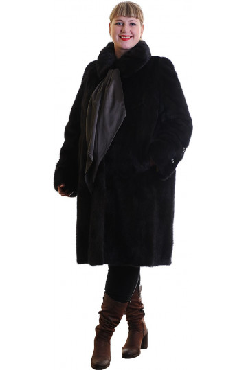 Норковая шуба цвета махагон с галстуком из кожи