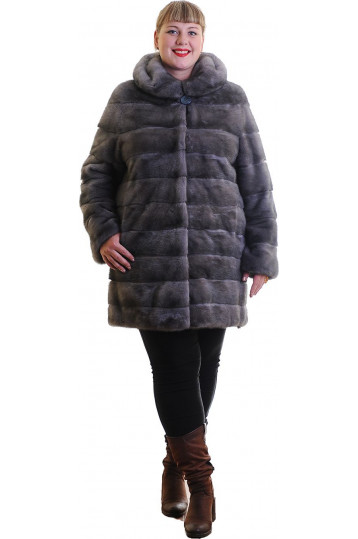 Шуба из норки с капюшоном цвета сапфир