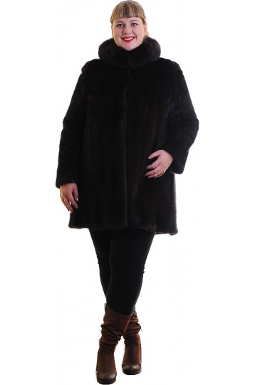 Шуба из норки цвета капучино с капюшоном