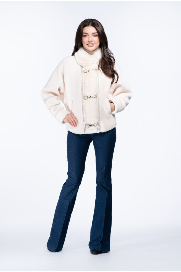 Женская куртка из эко меха керли с воротником