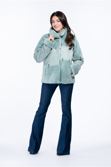 Женская куртка из эко меха керли с воротником