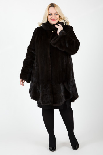 Шуба норковая цвета махагон с капюшоном