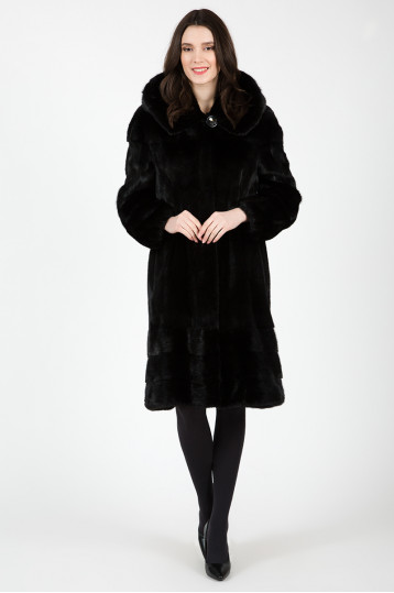 Классическая норковая шуба в цвете черный бриллиант