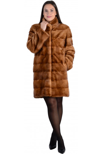 Светло-коричневая норковая шуба с воротником-стойкой
