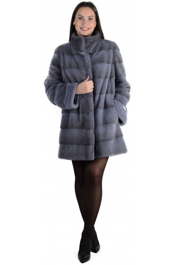 Серая шуба из норки с воротником-стойкой